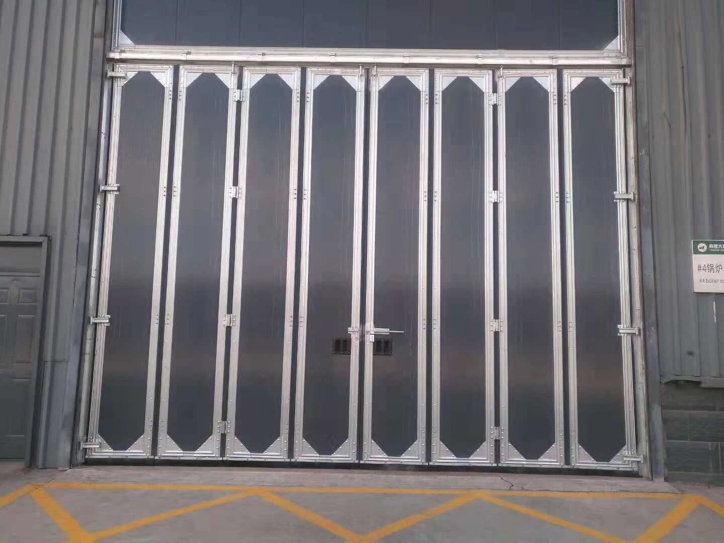 大型折叠门